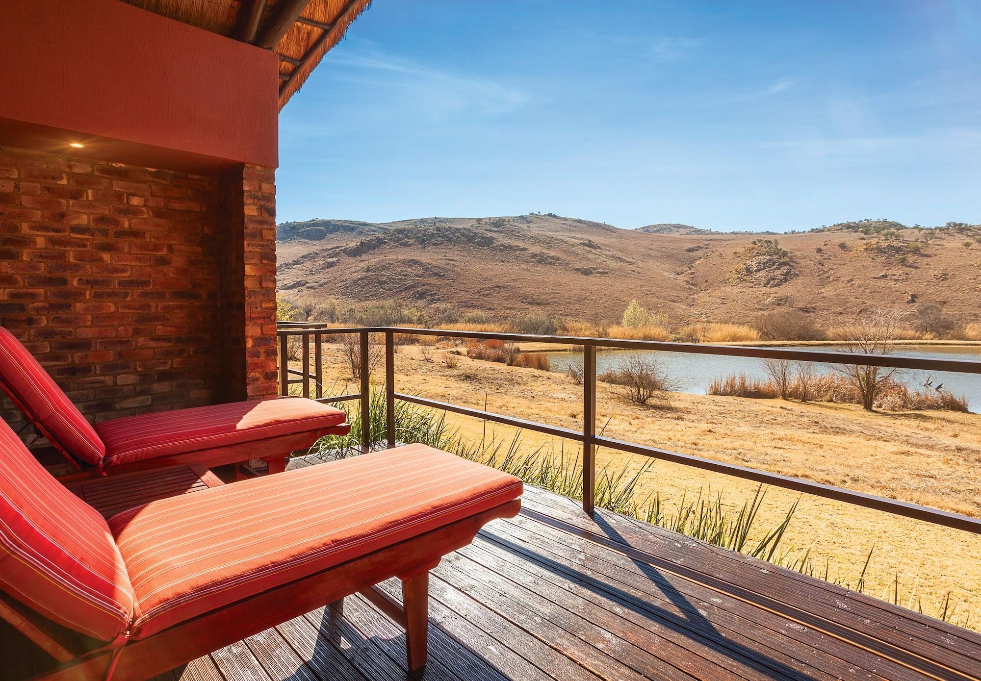 Kloofzicht Lodge & Spa Krugersdorp Eksteriør bilde View from the deck of a suite at the Tswalu Kalahari Reserve