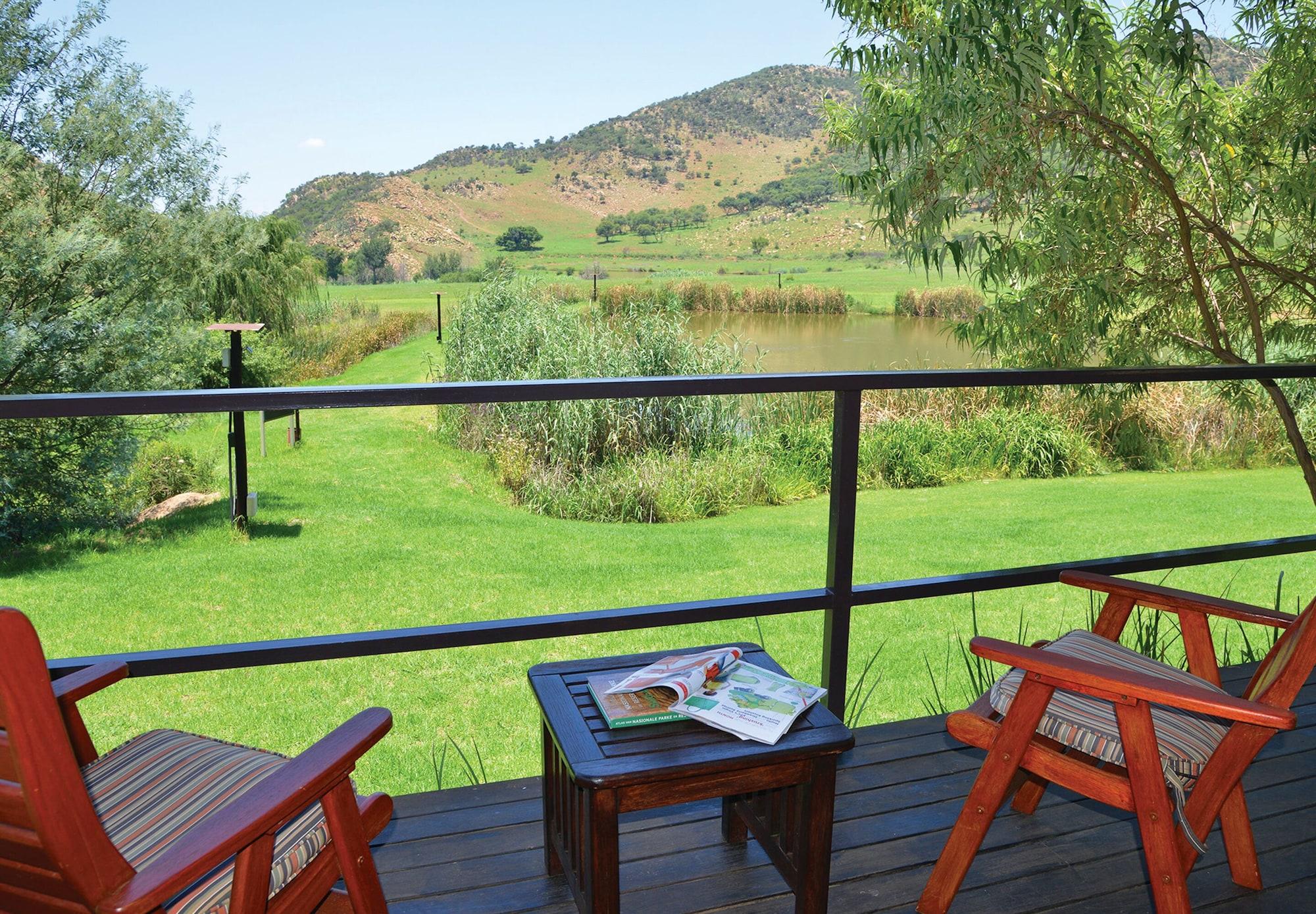 Kloofzicht Lodge & Spa Krugersdorp Eksteriør bilde View from the deck of the main house